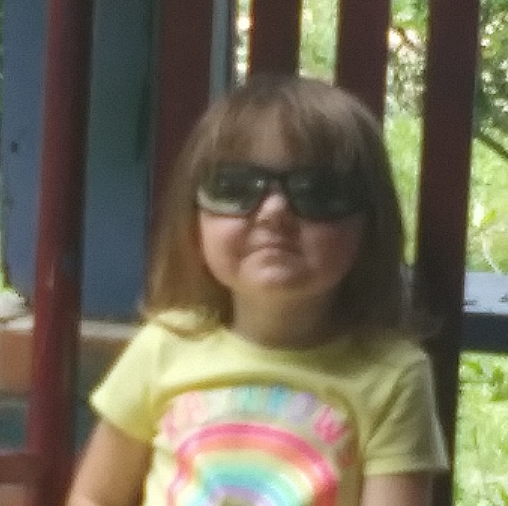 Meet your Posher, Stephanie